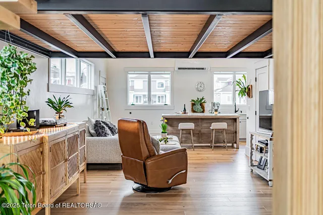 $379,000 | 181 Stonefly Lane, Swan Valley, ID 83449