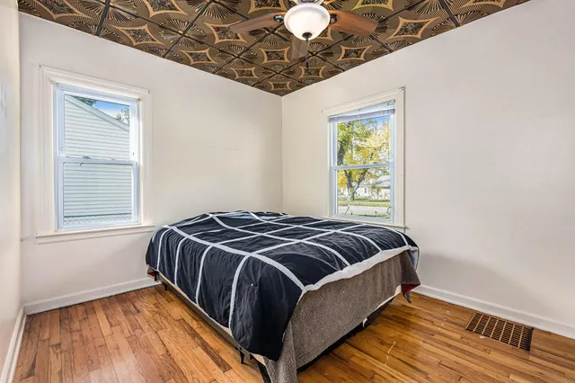 $250,000 | 2428 Glendale Boulevard, Kalamazoo, MI 49004