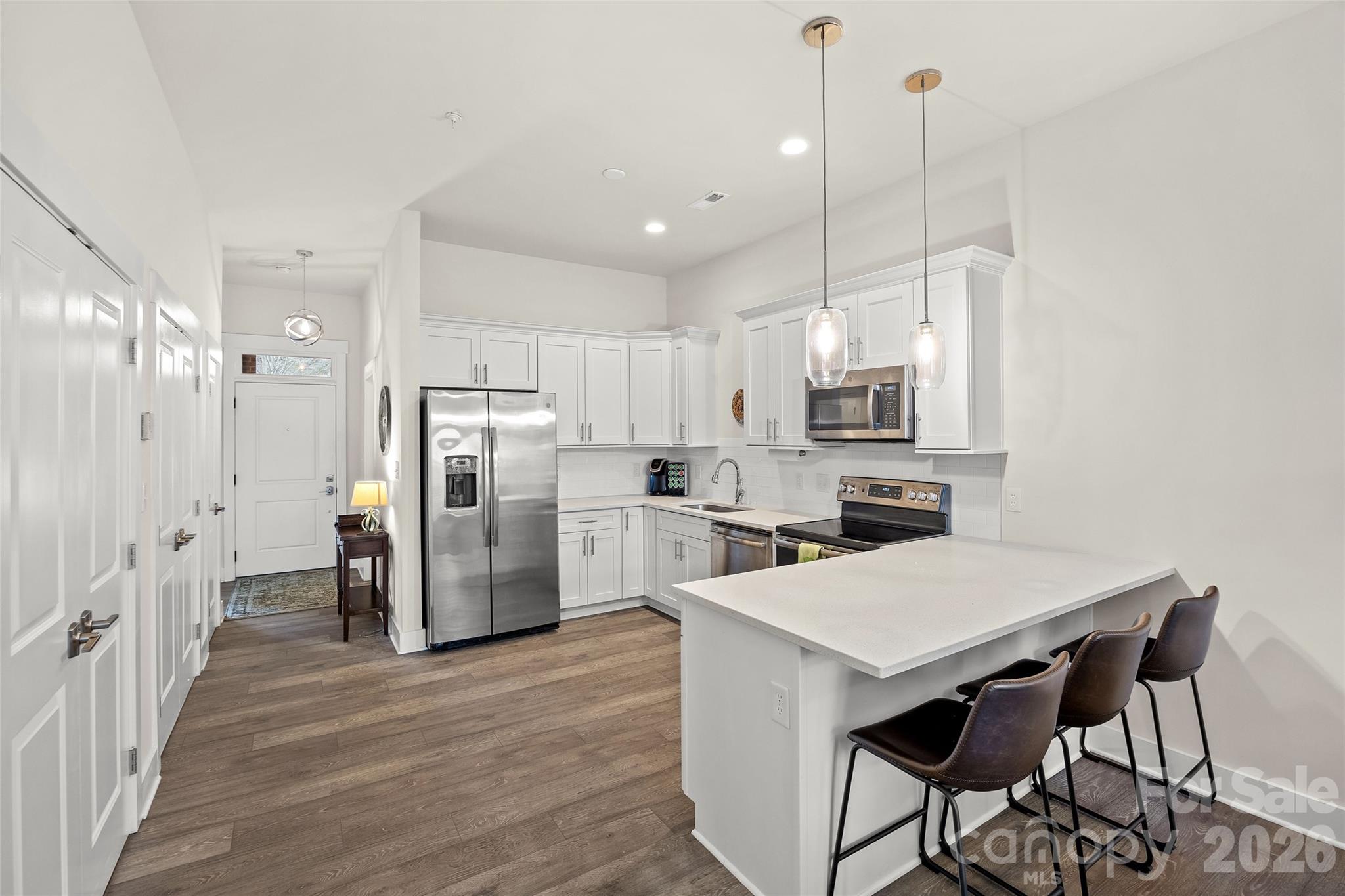 935 McAlway Road, Unit 102 Charlotte, NC 28211 - Photo 13 of 41