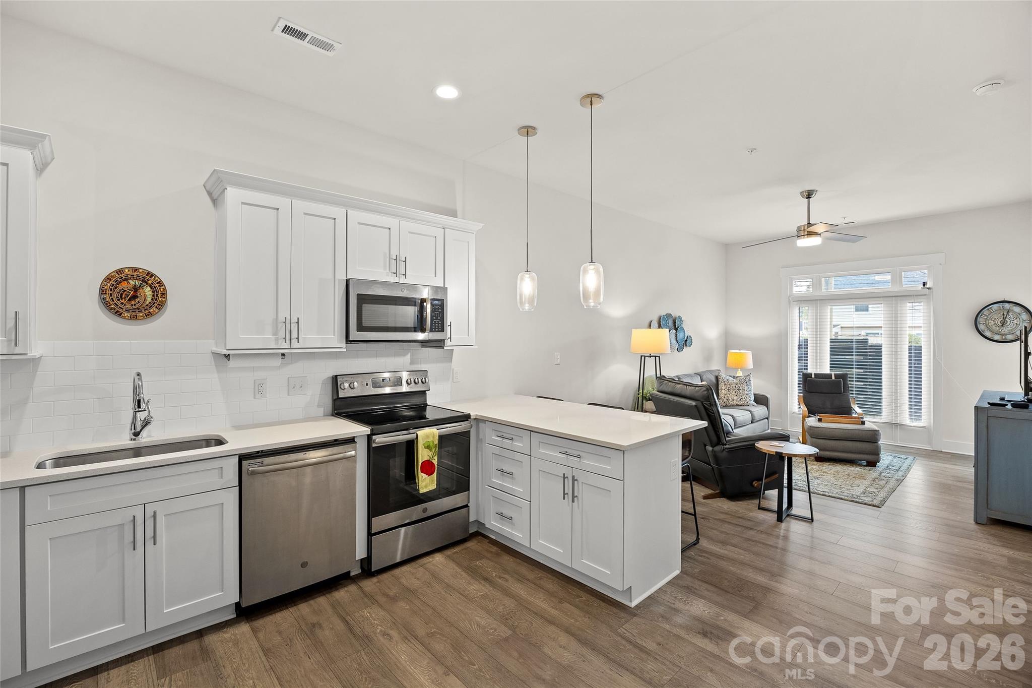 935 McAlway Road, Unit 102 Charlotte, NC 28211 - Photo 14 of 41