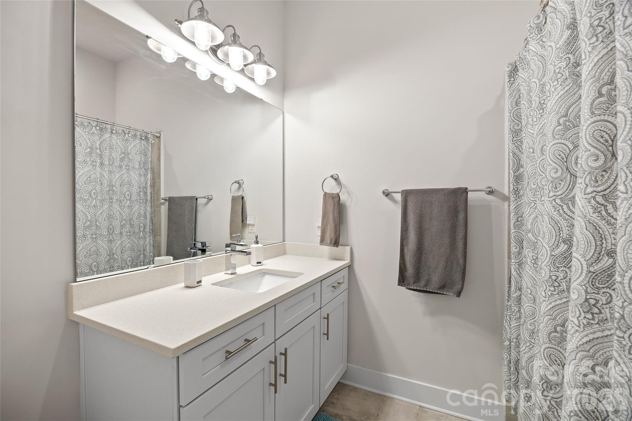 935 McAlway Road, Unit 102 Charlotte, NC 28211 - Photo 10 of 41