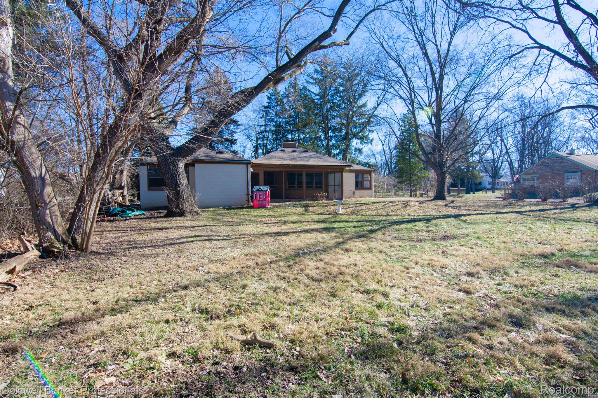 196 Dover Road Waterford, MI 48328 - Photo 27 of 28 Gallery Image 27