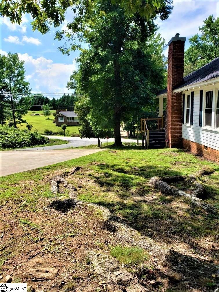 3900 Berry Mill Road Greer, SC 29651 - Photo 16 of 19
