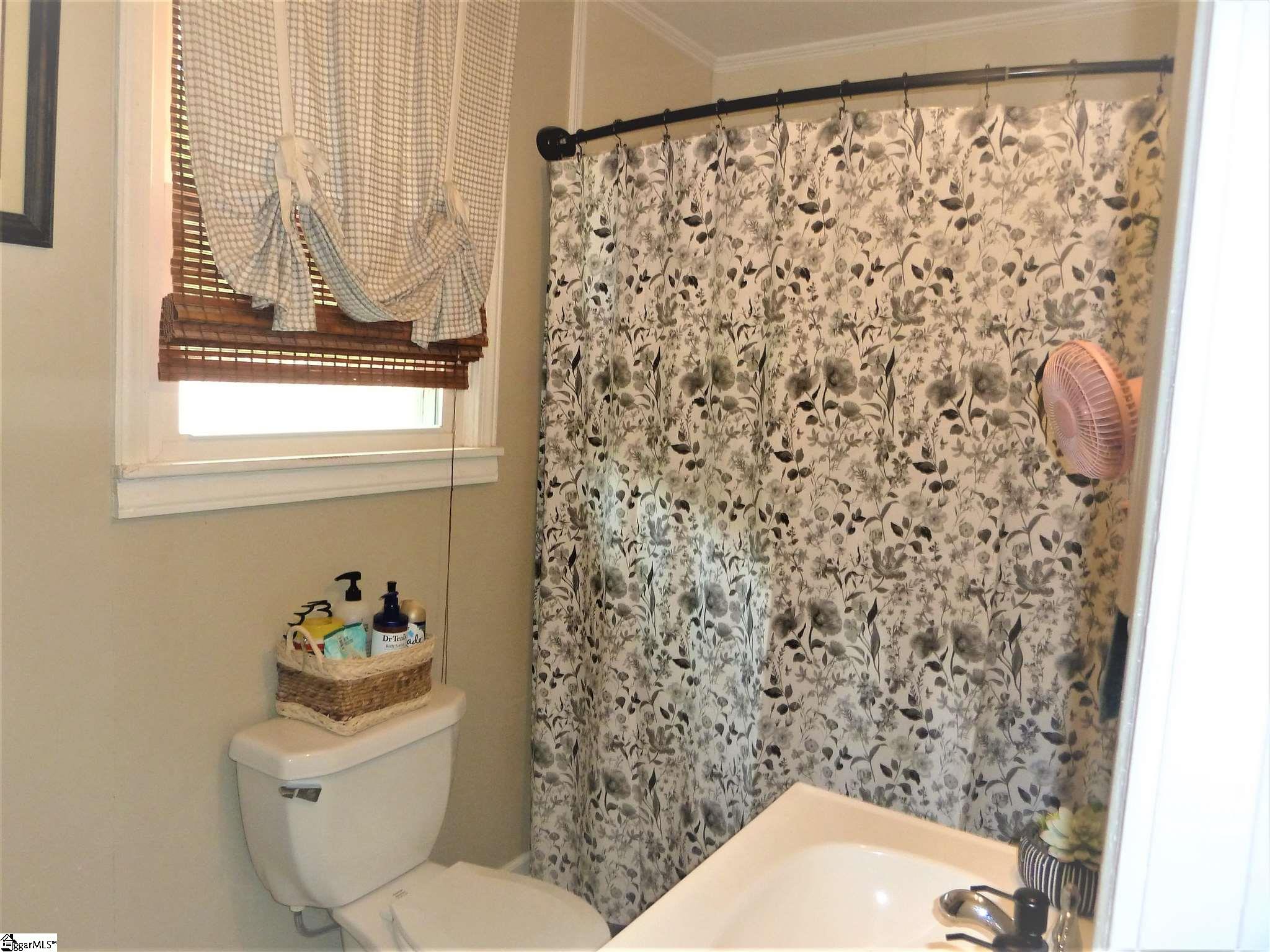 3900 Berry Mill Road Greer, SC 29651 - Photo 10 of 19