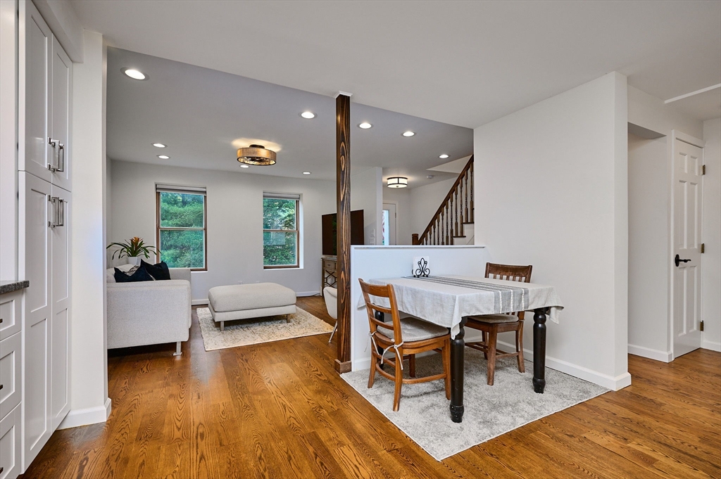 325 Riverside Drive Northampton, MA 01062 - Photo 9 of 36