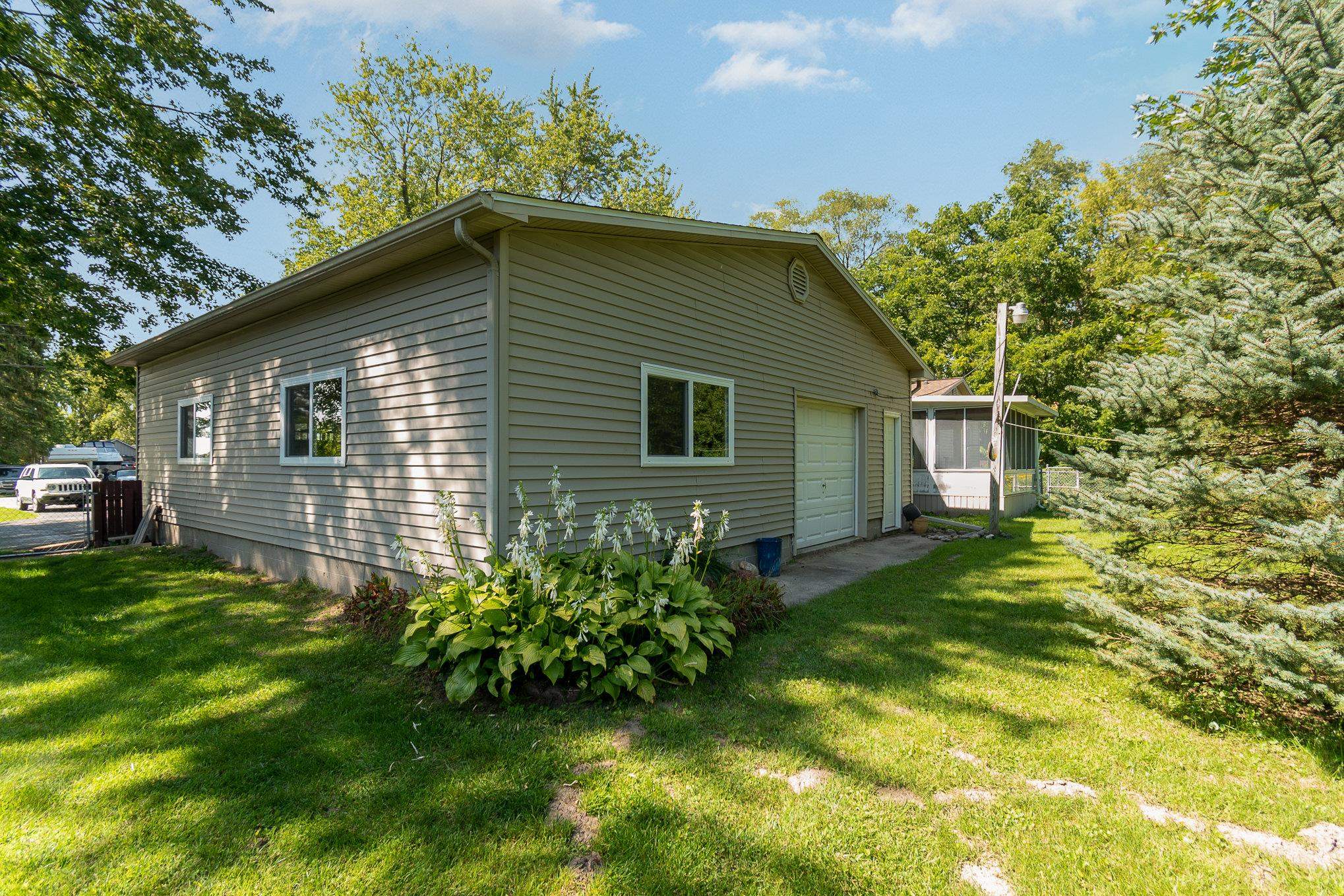 2377 South Garfield Road Auburn, MI 48611 - Photo 25 of 33 Gallery Image 25