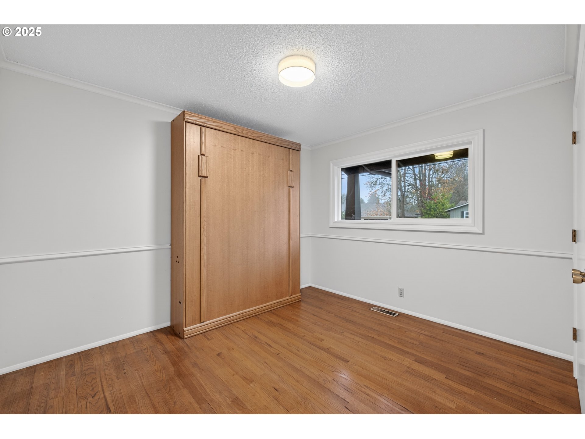 8920 Southwest Jamieson Road Portland, OR 97225 - Photo 14 of 19 Gallery Image 14