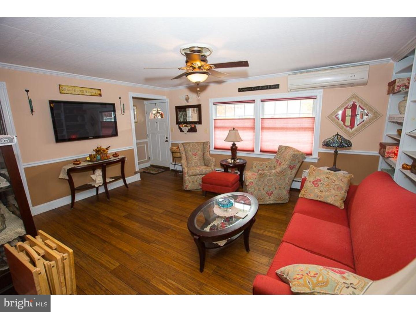 78 Cardinal Road Levittown, PA 19057 - Photo 6 of 15