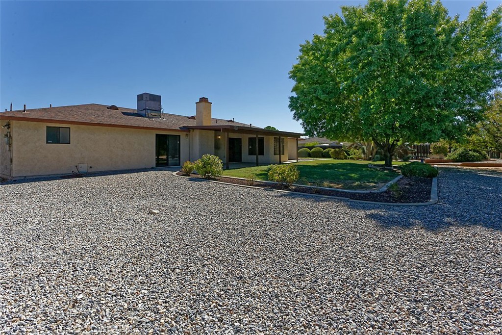 13564 Quapaw Road Apple Valley, CA 92308 - Photo 42 of 52 Backyard