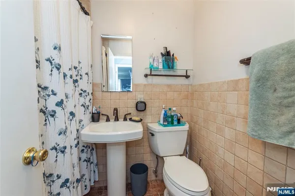 $274,500 | 2350 State Route 10, Unit A9, Morris Plains, NJ 07950