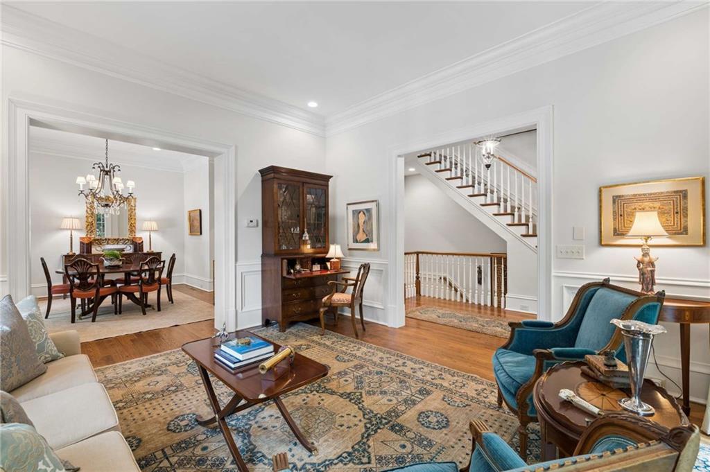 39 West Wesley Road Northwest, Unit 1 Atlanta, GA 30305 - Photo 9 of 43 Gallery Image 9