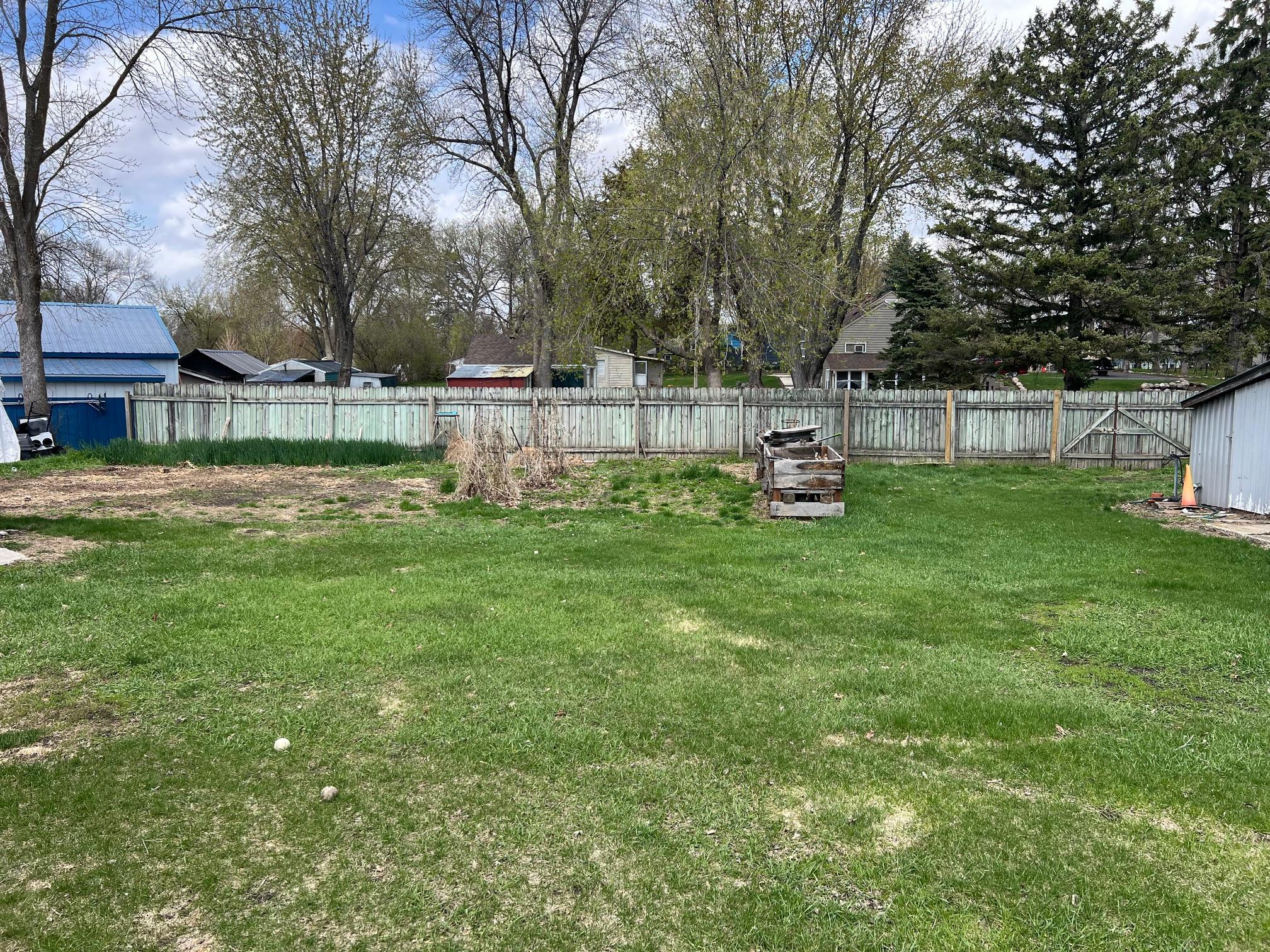 129 East Nelson Street Litchfield, MN 55355 - Photo 14 of 14
