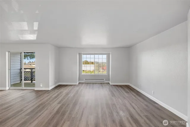 $1,815,000 | 23110 30th Avenue South, Des Moines, WA 98198