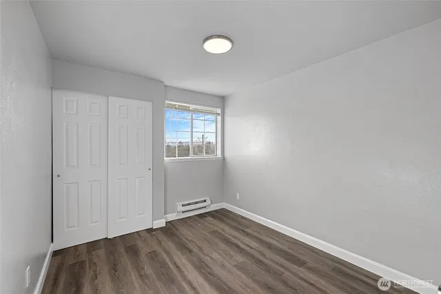 $1,815,000 | 23110 30th Avenue South, Des Moines, WA 98198