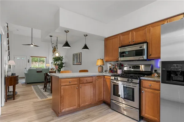 $3,000 | 26 West Narragansett Avenue, Unit 6, Newport, RI 02840