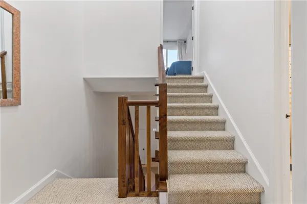 $3,000 | 26 West Narragansett Avenue, Unit 6, Newport, RI 02840