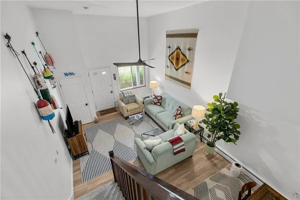 $3,000 | 26 West Narragansett Avenue, Unit 6, Newport, RI 02840