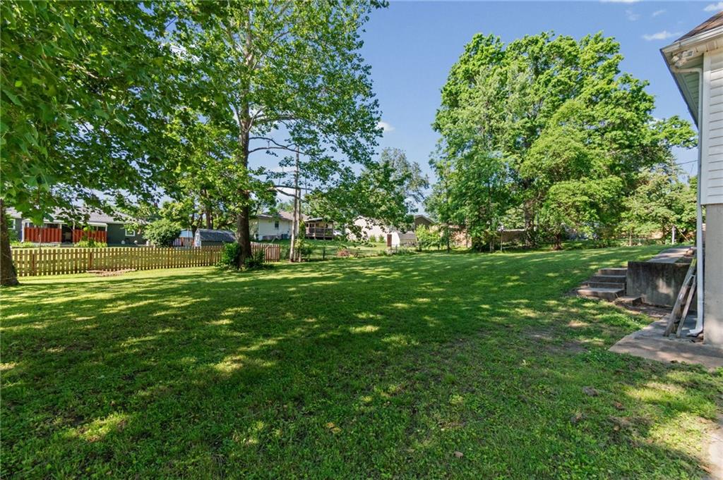 211 Rothrock Avenue Richmond, MO 64085 - Photo 25 of 32