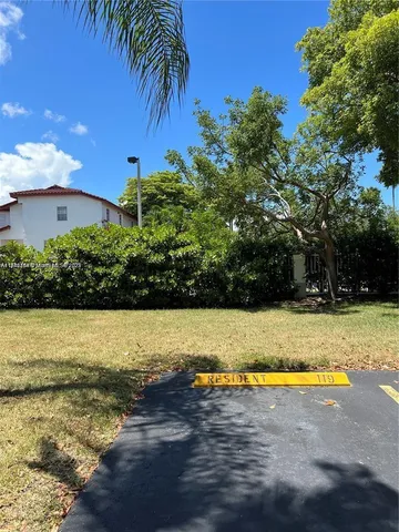 $1,950 | 8260 Southwest 210th Street, Unit 220, Cutler Bay, FL 33189