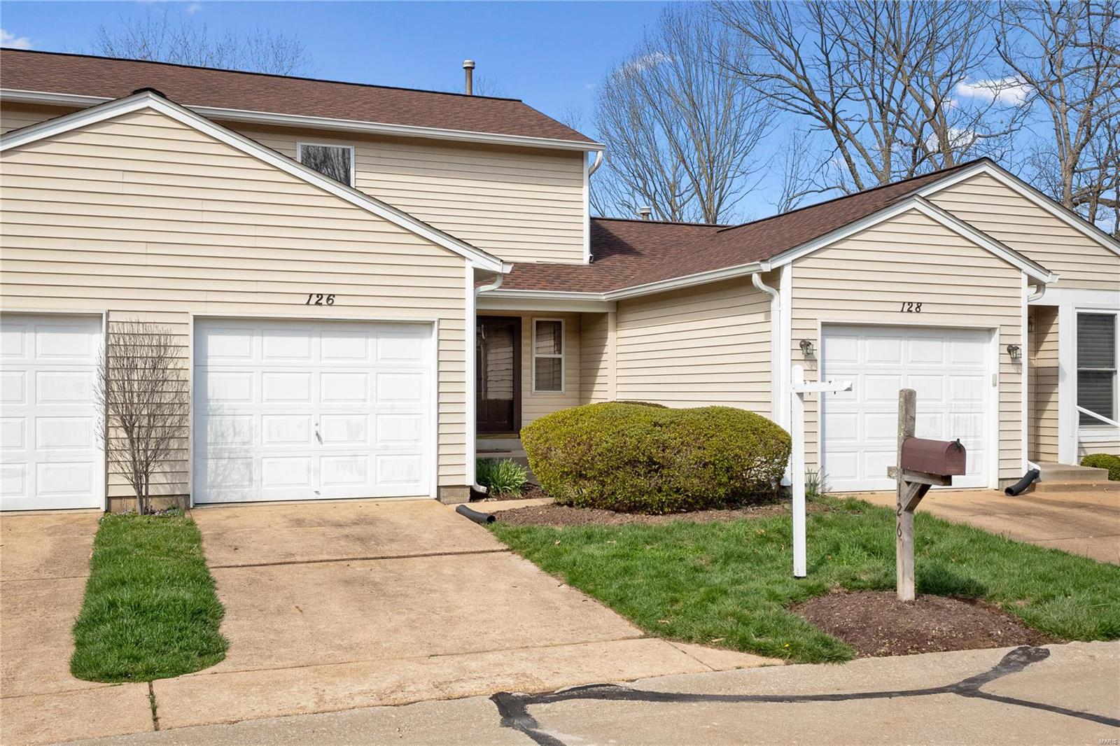 126 Cascade Terrace Drive Ballwin, MO 63021 - Photo 1 of 21 Gallery Image 1