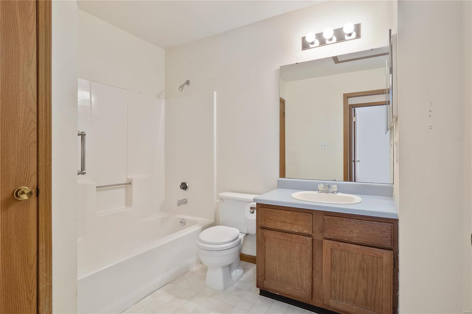 126 Cascade Terrace Drive Ballwin, MO 63021 - Photo 14 of 21 Gallery Image 14