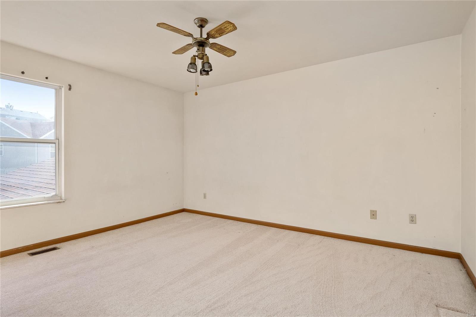126 Cascade Terrace Drive Ballwin, MO 63021 - Photo 15 of 21 Gallery Image 15