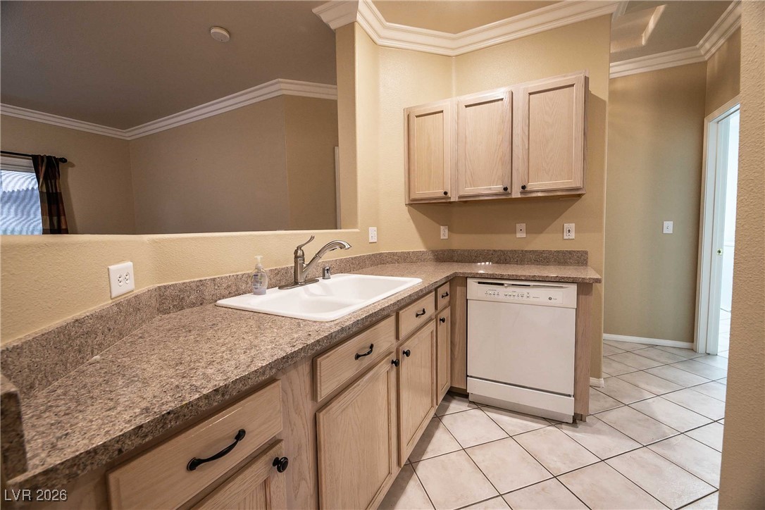 2050 West Warm Springs Road, Unit 1522 Henderson, NV 89014 - Photo 9 of 25