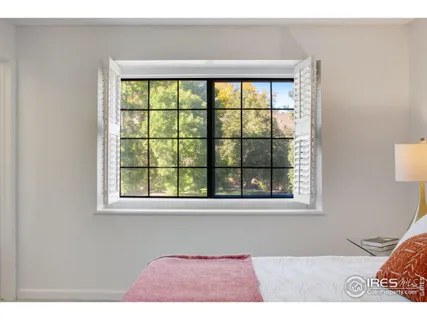 a view of empty room with a window