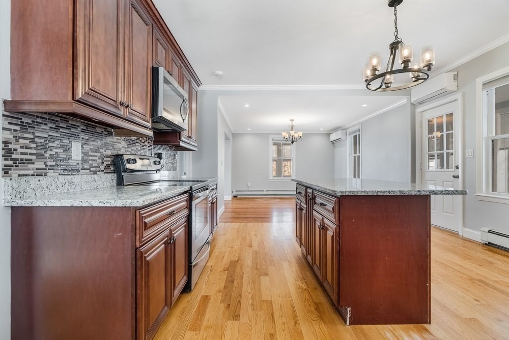 9 Cyrus Street Wakefield, MA 01880 - Photo 8 of 25