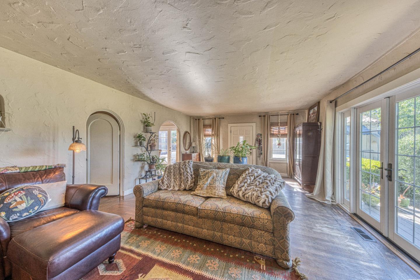 137 Maple Street Salinas, CA 93901 - Photo 10 of 40