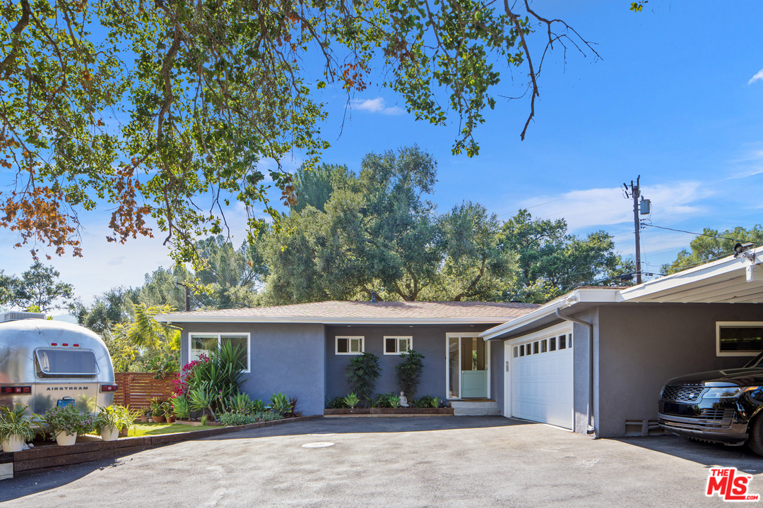 21263 Entrada Road Topanga, CA 90290 - Photo 34 of 34