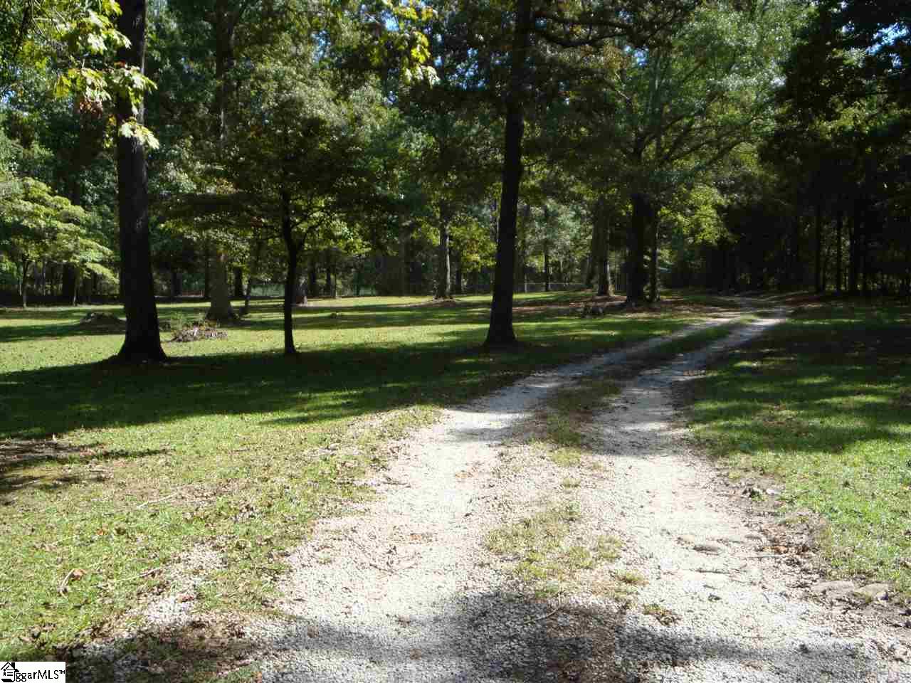 2617 East Georgia Road Simpsonville, SC 29681 - Photo 3 of 35
