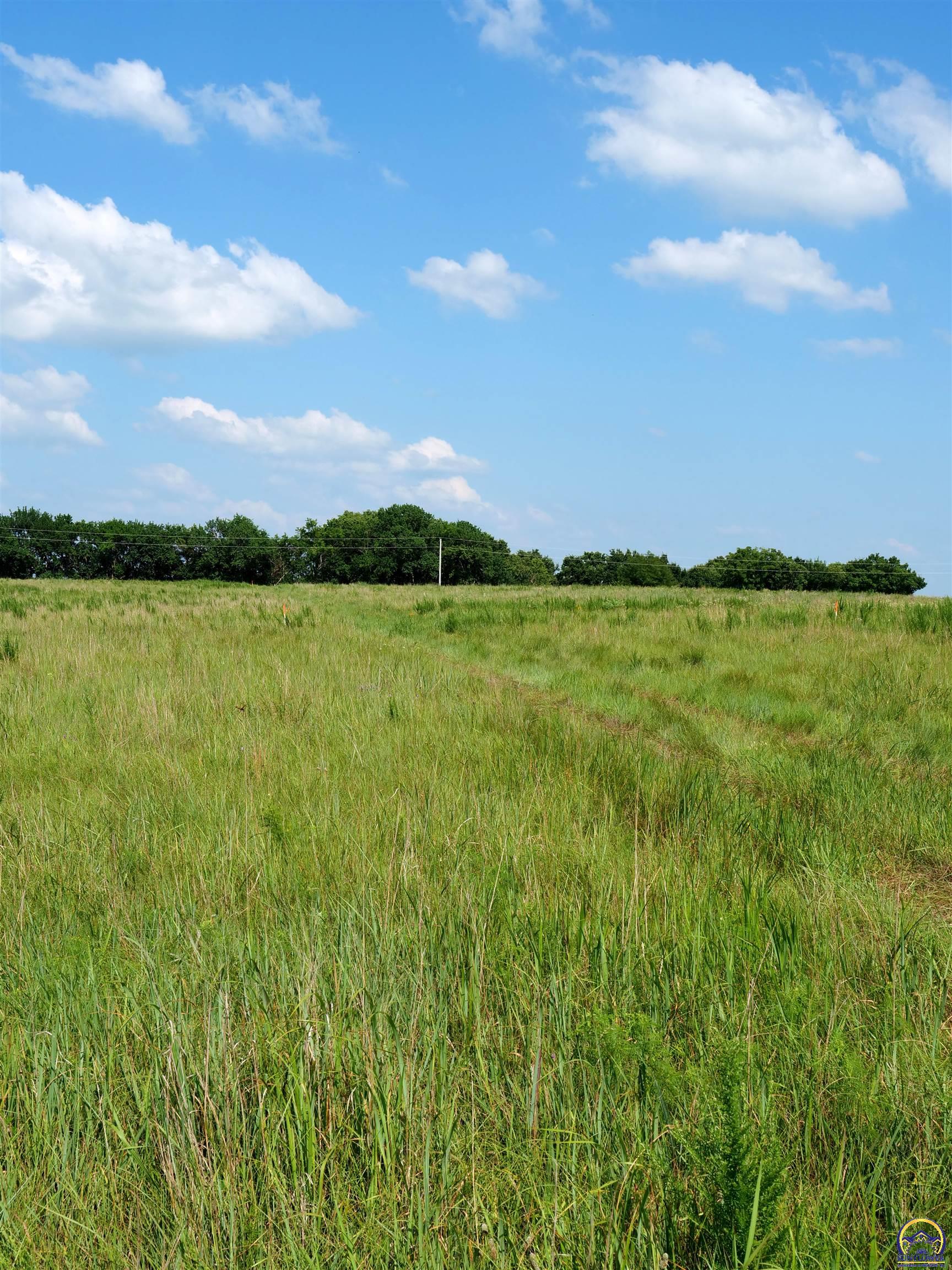 5 Northwest Jennings Road Topeka, KS 66618 - Photo 12 of 23 Gallery Image 12