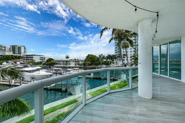 a view of an entryway