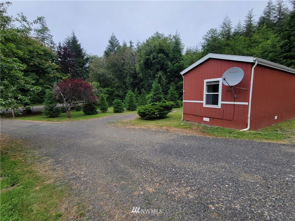 228 Ocean Beach Road Hoquiam, WA 98550 - Photo 4 of 21 Gallery Image 4