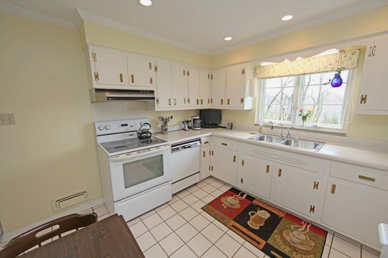 2356 Nicholson Road Franklin Park, PA 15143 - Photo 8 of 24 Immaculate Kitchen... Quality Appliances