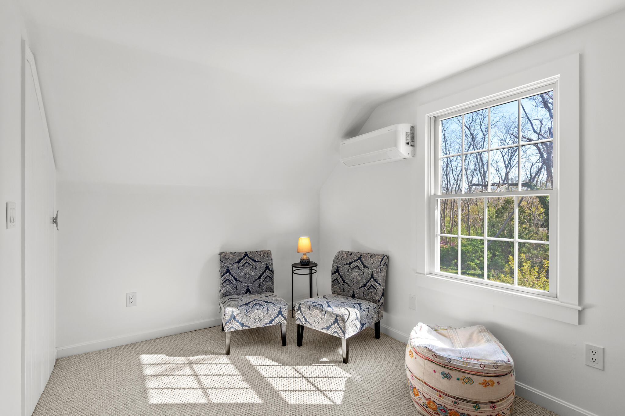1295 Massasoit Road Eastham, MA 02642 - Photo 29 of 32 a living room with furniture and a window