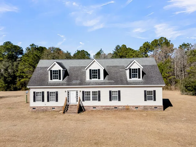 $800,000 | 8978 Victor Lincoln Road, McClellanville, SC 29458
