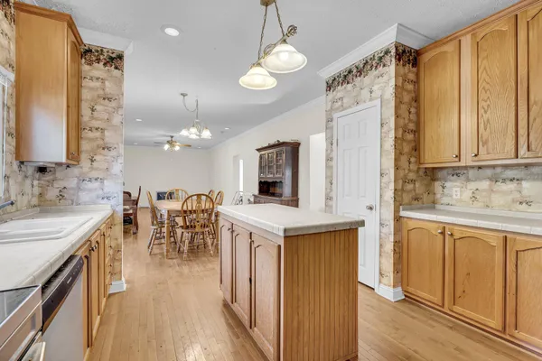 $750,000 | 8978 Victor Lincoln Road, McClellanville, SC 29458