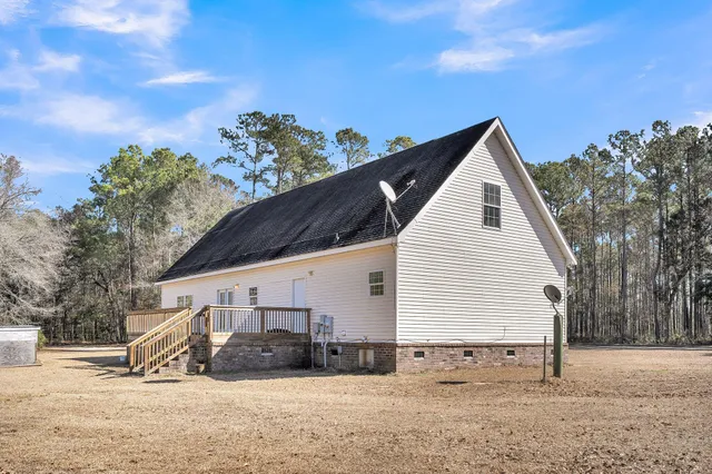 $800,000 | 8978 Victor Lincoln Road, McClellanville, SC 29458