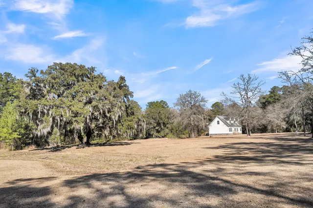 $800,000 | 8978 Victor Lincoln Road, McClellanville, SC 29458