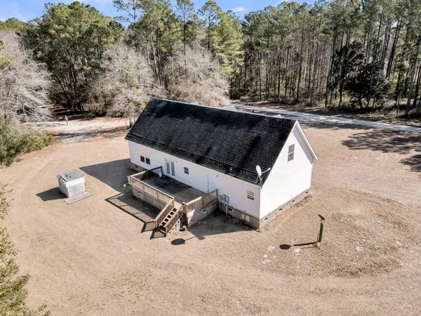 $750,000 | 8978 Victor Lincoln Road, McClellanville, SC 29458