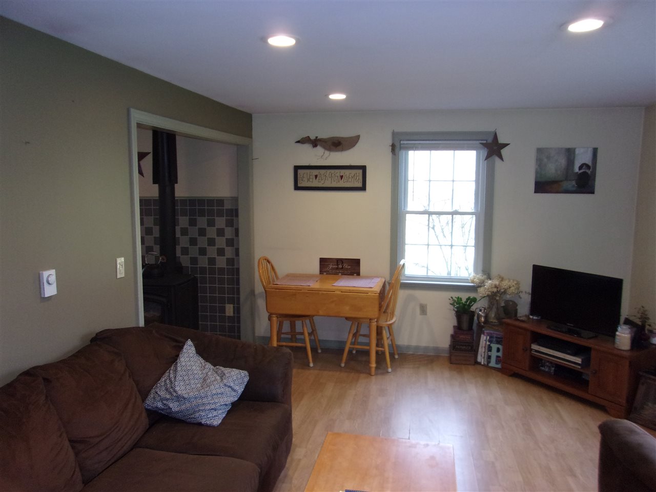 201 Surry Road Gilsum, NH 03448 - Photo 7 of 23