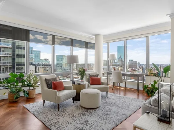 $13,900 | 1 Avery Street, Unit 24B, Boston, MA 02111