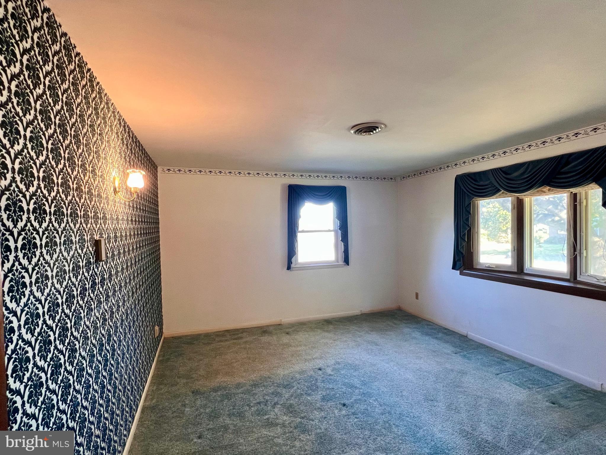 781 Mountain View Road Reading, PA 19607 - Photo 11 of 25