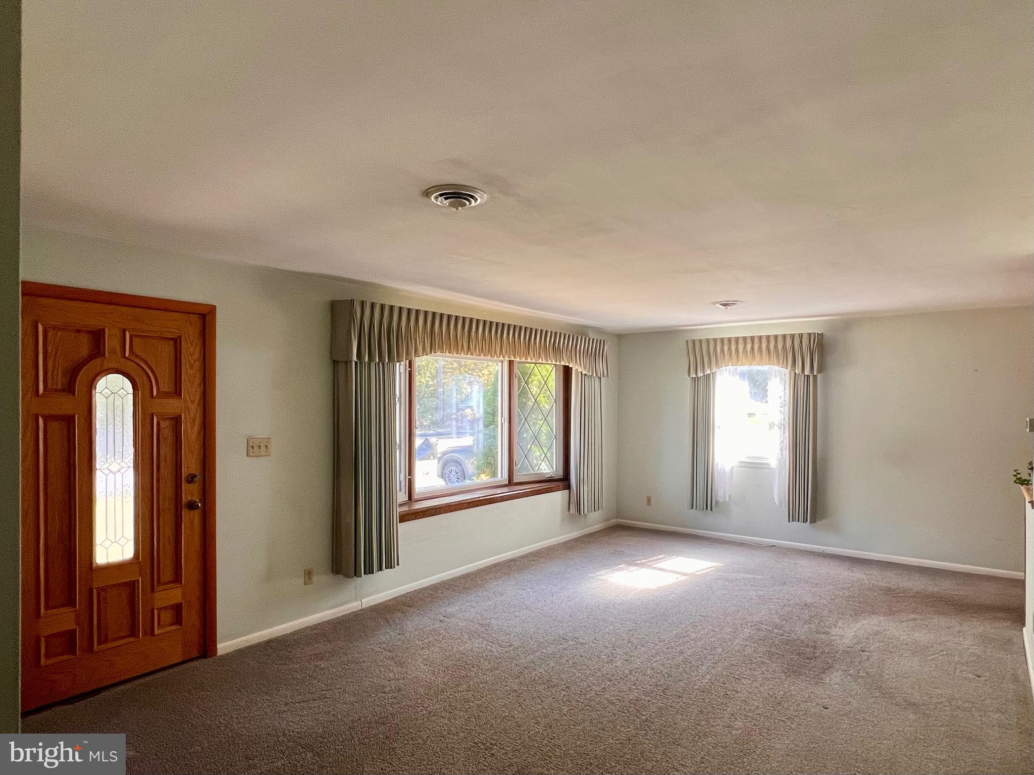 781 Mountain View Road Reading, PA 19607 - Photo 10 of 25