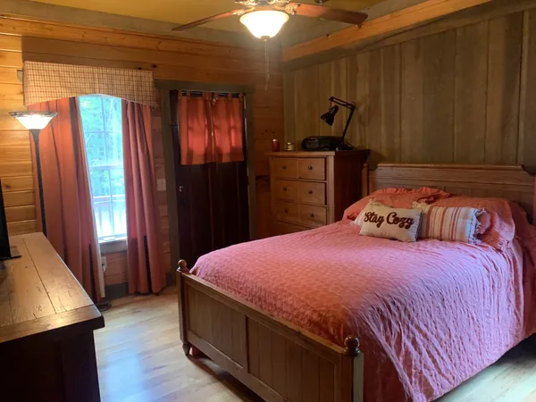 $449,000 | 210 Double Check Lane, Belvidere, TN 37306