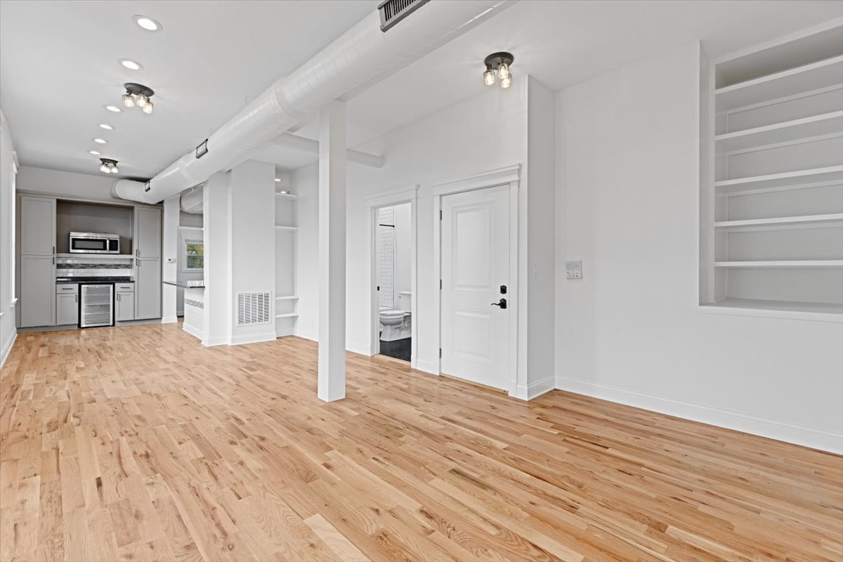 2346 West Fullerton Avenue, Unit 3 Chicago, IL 60647 - Photo 2 of 15 a big room with closet and natural light