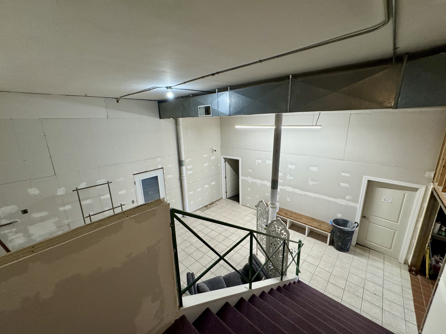 902 North Main Street Princeton, IL 61356 - Photo 21 of 33 a view of a hallway with seating area