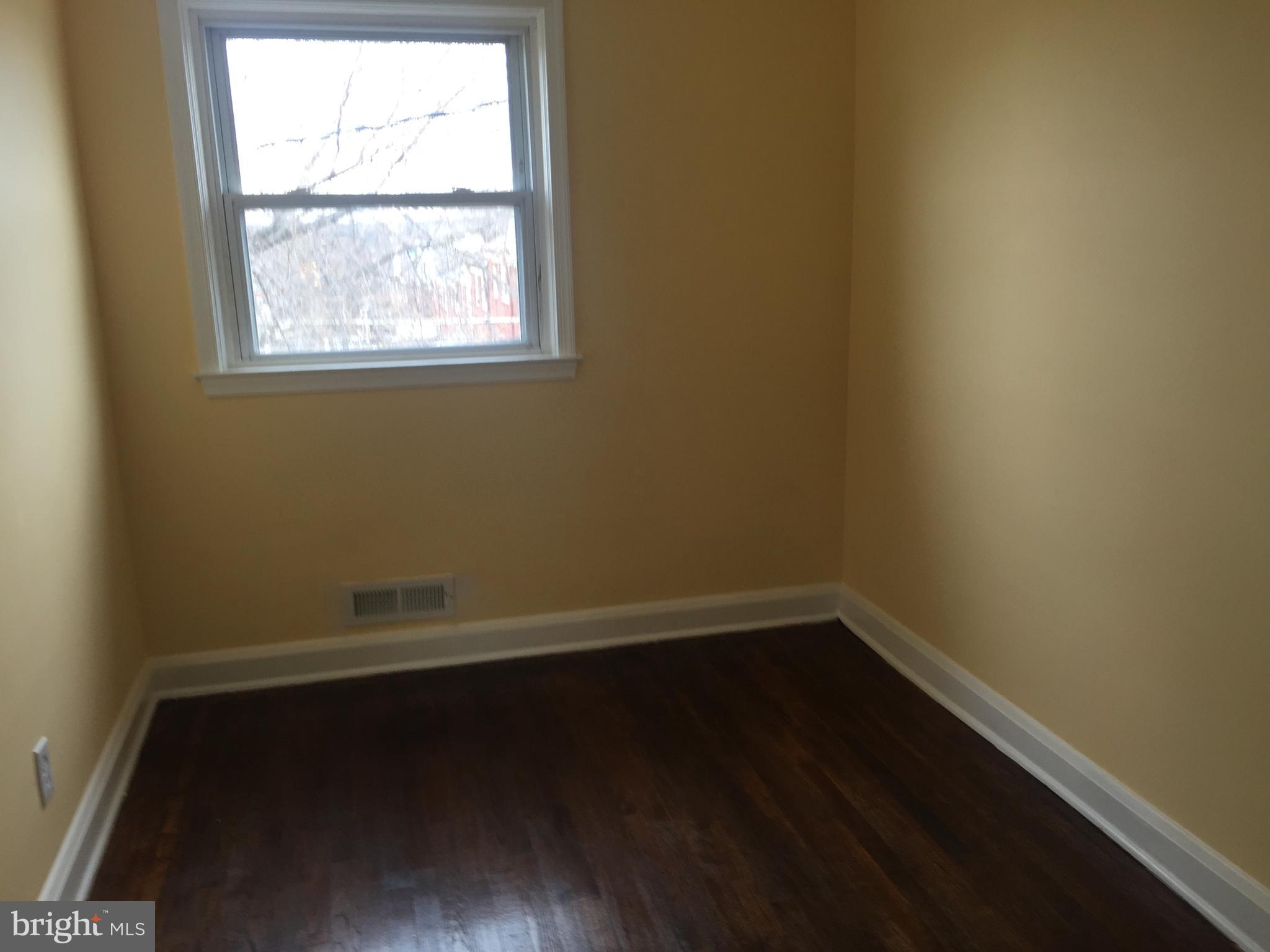 1221 Newfield Road Baltimore, MD 21207 - Photo 24 of 26 BEDROOM